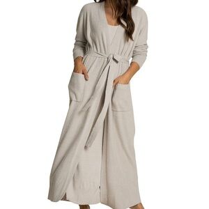 Barefoot Dreams CozyChic Lite
Women's Long Robe Silver S M Cozy Chic